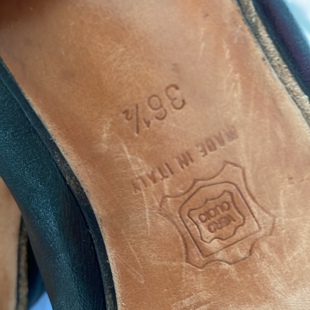 Gianni Versace Flats 90’s vintage.🥿 - Picture 8 of 16